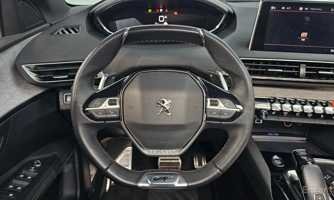 Фото 13 - Peugeot 3008