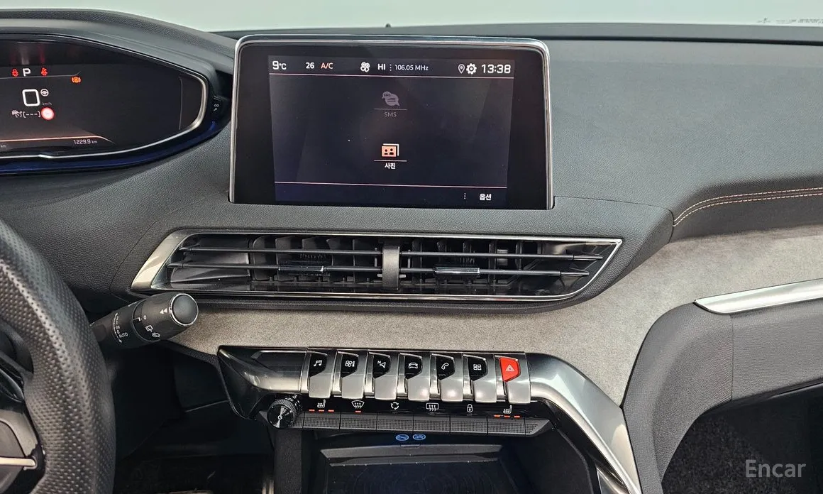 Фото 15 - Peugeot 3008