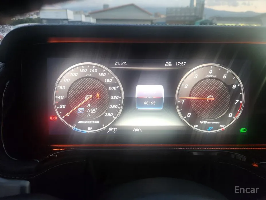 Фото 12 - Mercedes-Benz G-Class