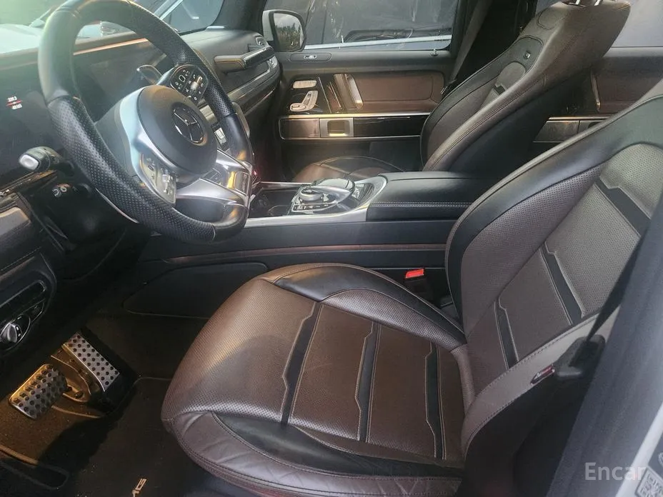 Фото 8 - Mercedes-Benz G-Class