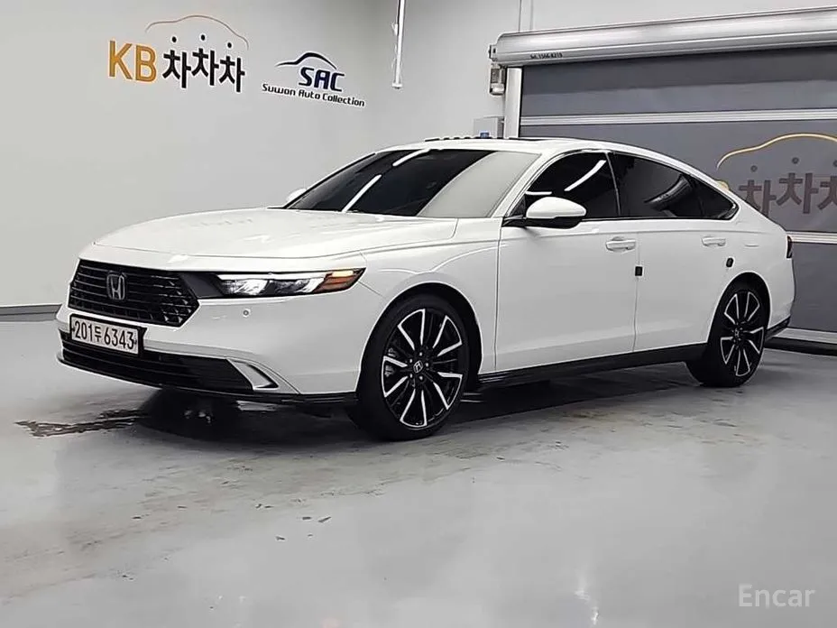 Фото 1 - Honda Accord