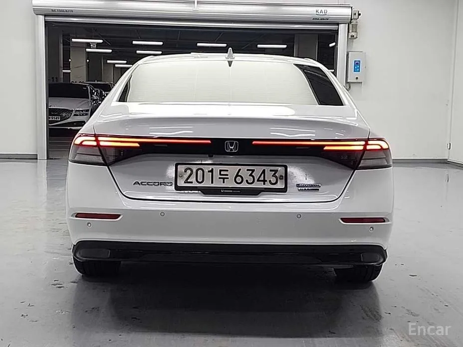 Фото 3 - Honda Accord