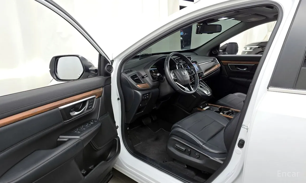 Фото 10 - Honda CR-V