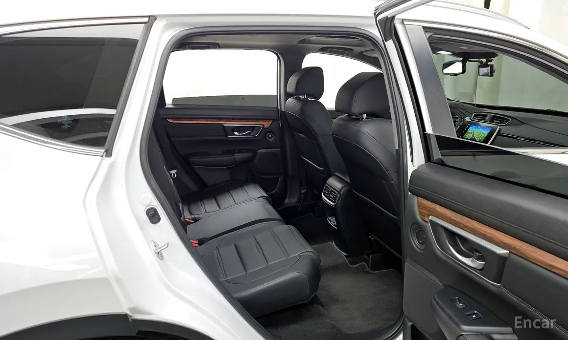 Фото 12 - Honda CR-V