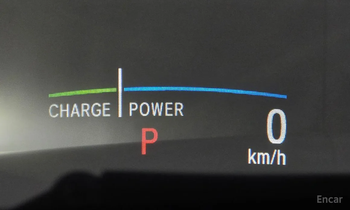 Фото 17 - Honda CR-V