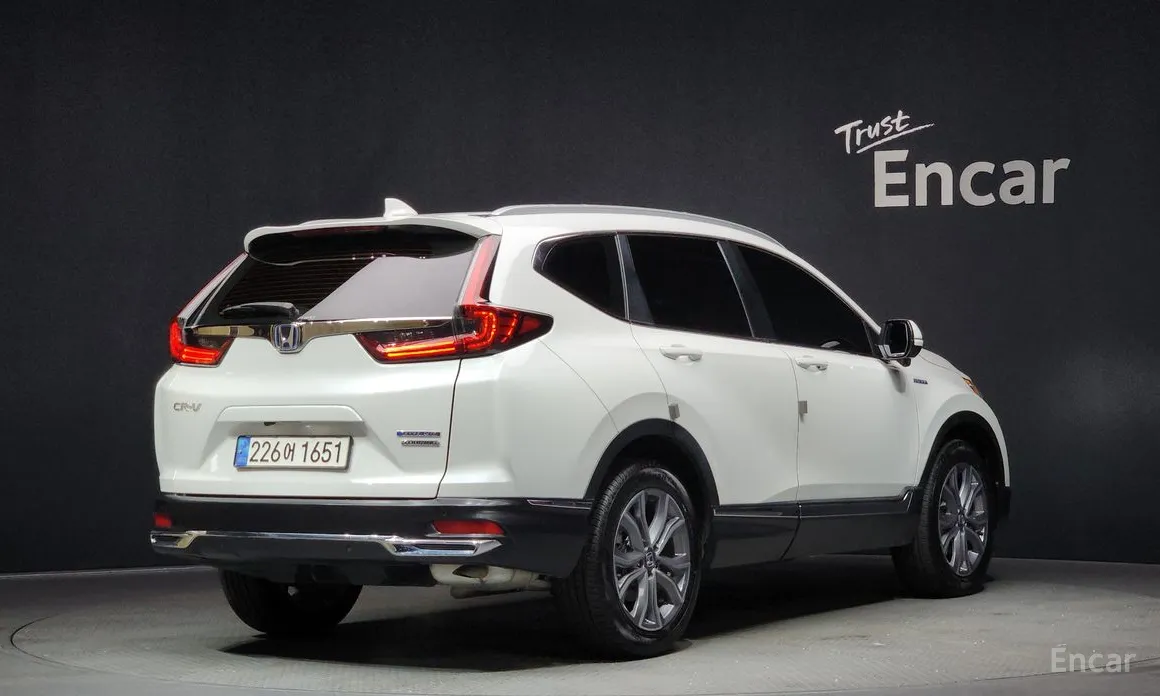 Фото 2 - Honda CR-V