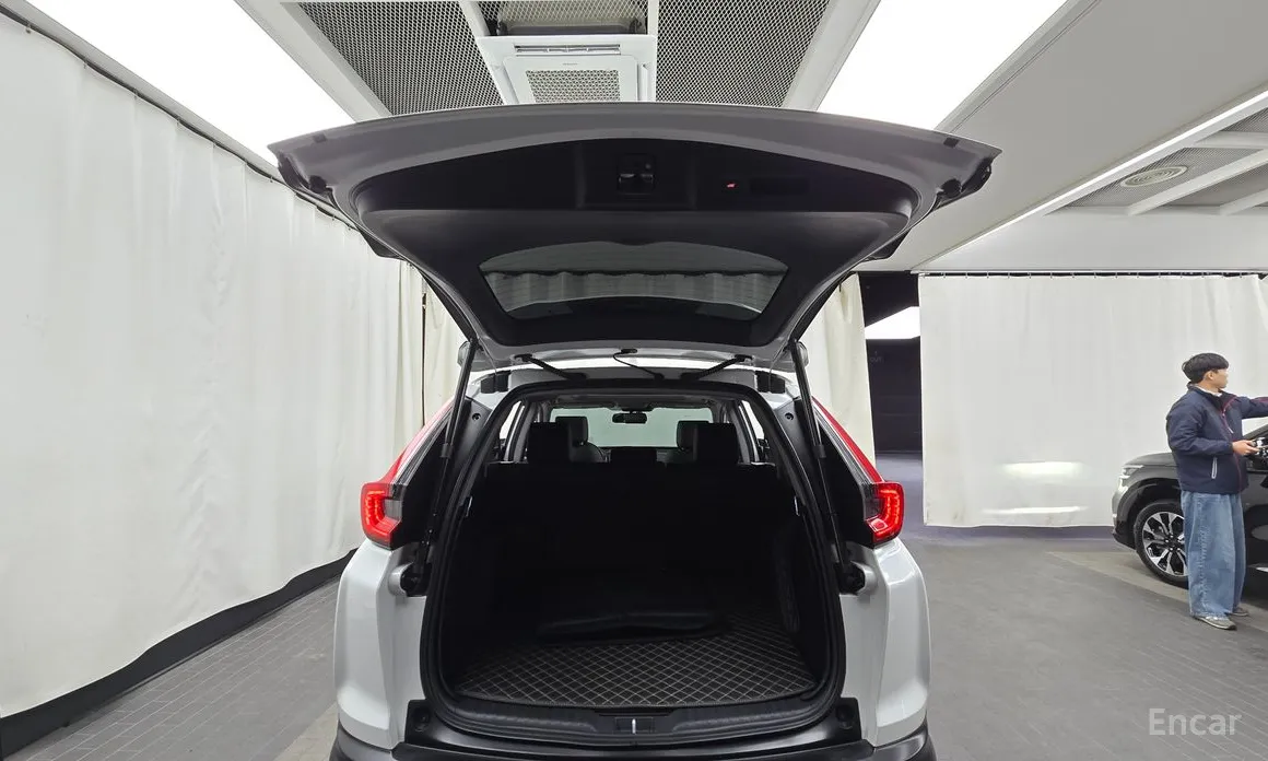 Фото 20 - Honda CR-V