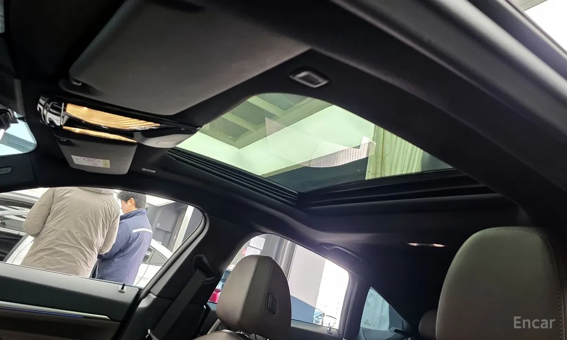 Фото 18 - BMW i4