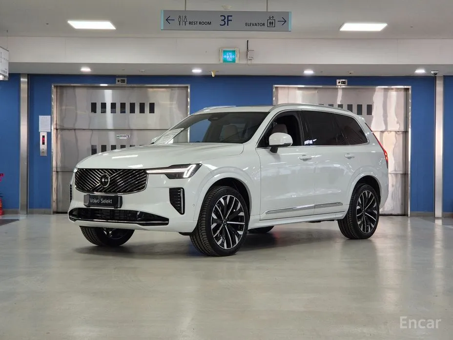 Фото 1 - Volvo XC90