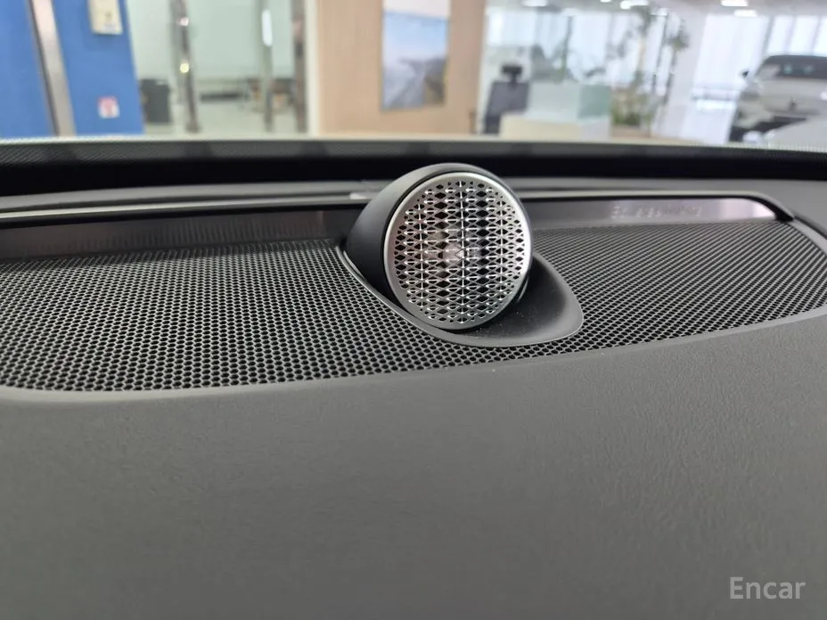 Фото 14 - Volvo XC90