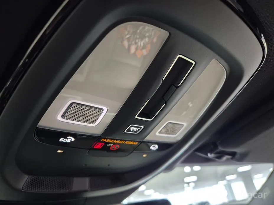 Фото 9 - Volvo XC90