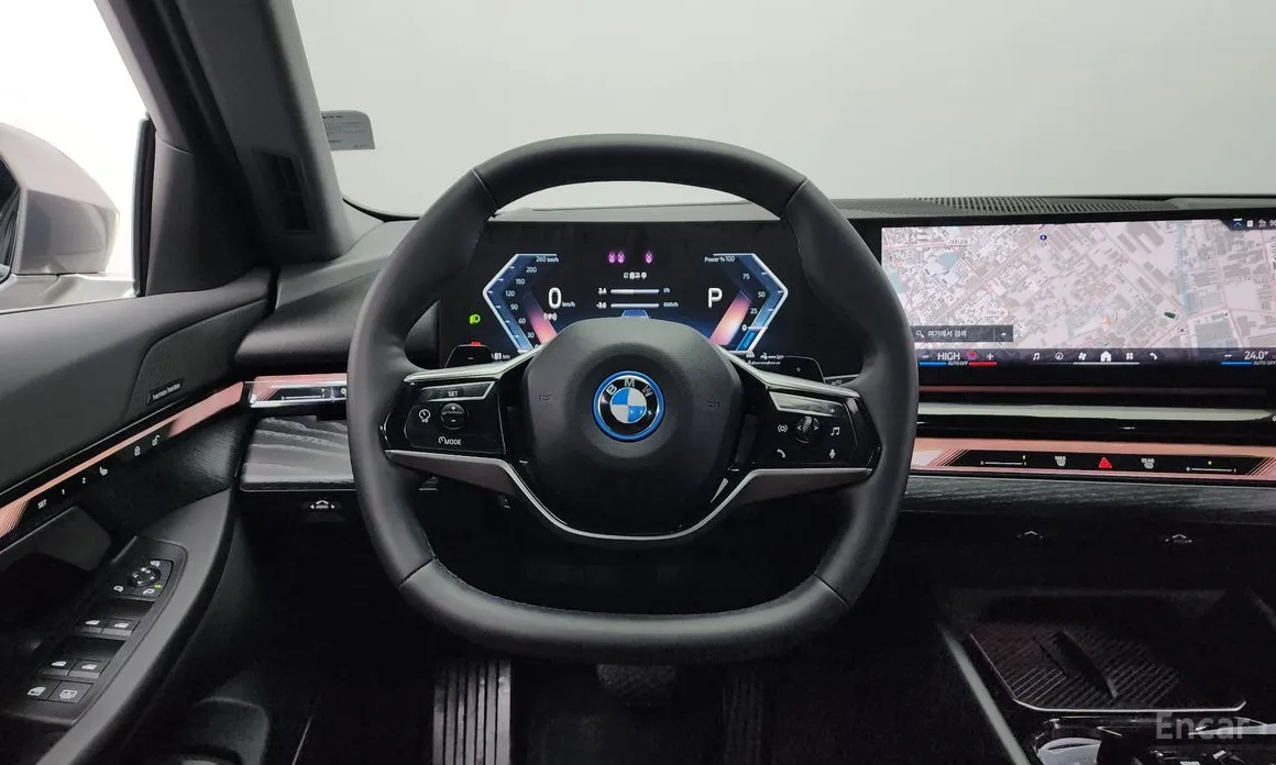 Фото 13 - BMW 5 Series