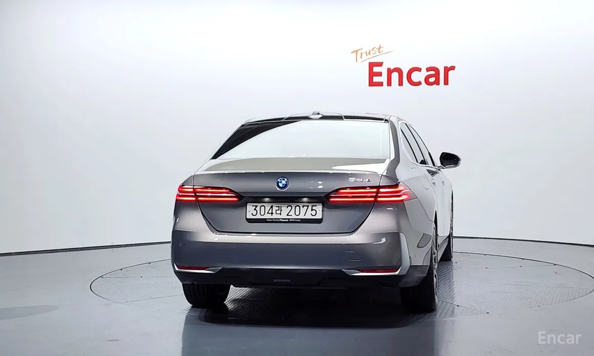 Фото 4 - BMW 5 Series