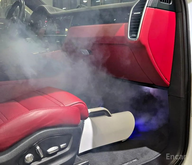 Фото 2 - Porsche Cayenne