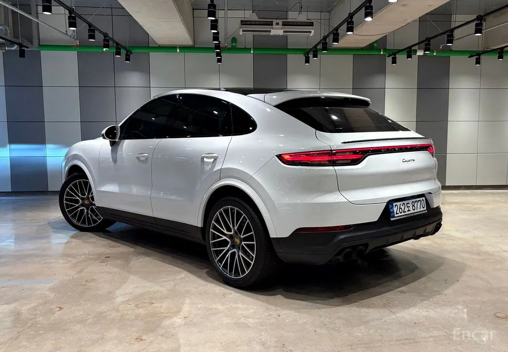 Фото 7 - Porsche Cayenne
