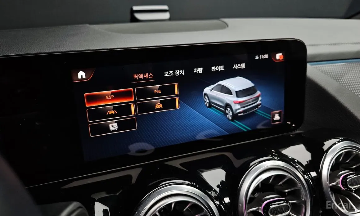 Фото 17 - Mercedes-Benz EQA