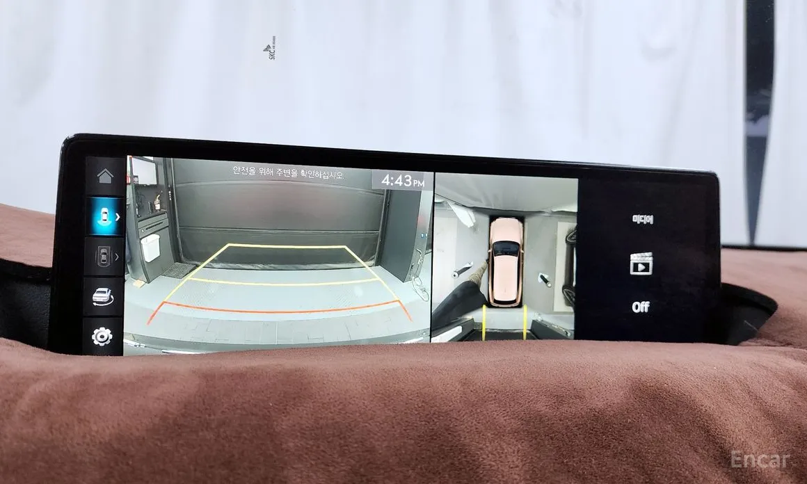 Фото 15 - Genesis GV80