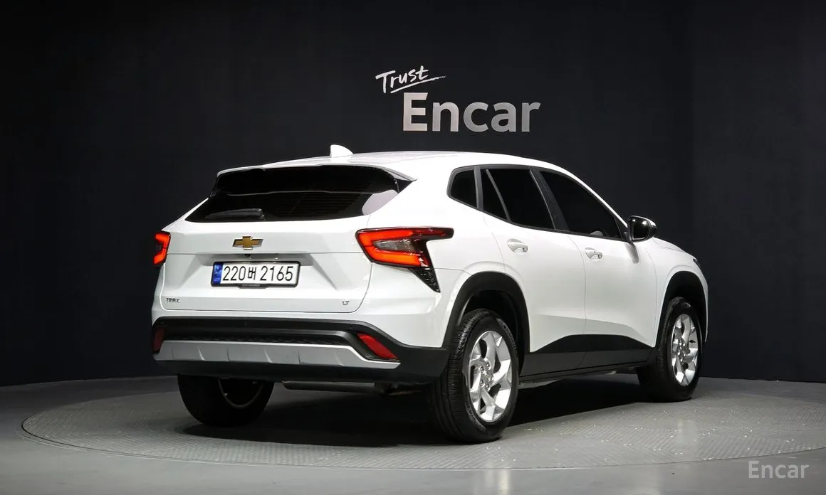 Фото 2 - Chevrolet Trax