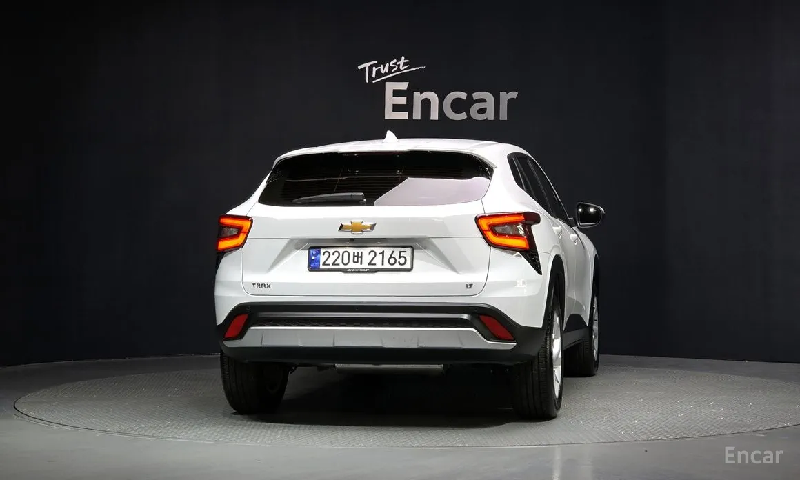 Фото 4 - Chevrolet Trax