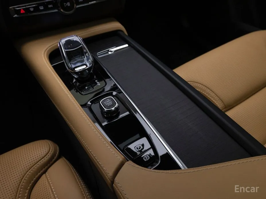 Photo 15 - Volvo XC90