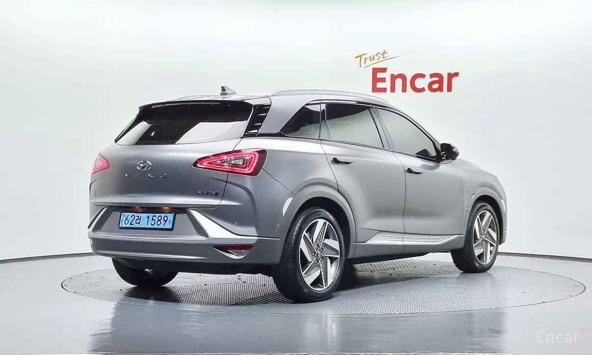 Фото 2 - Hyundai Nexo