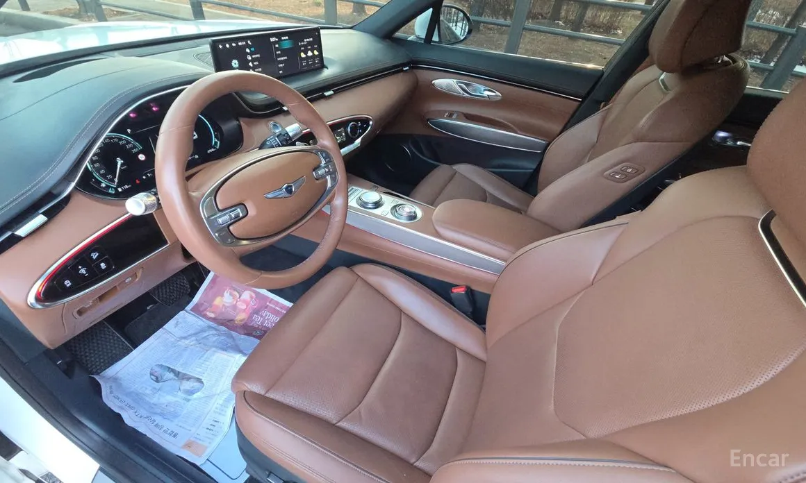 Фото 12 - Genesis GV70