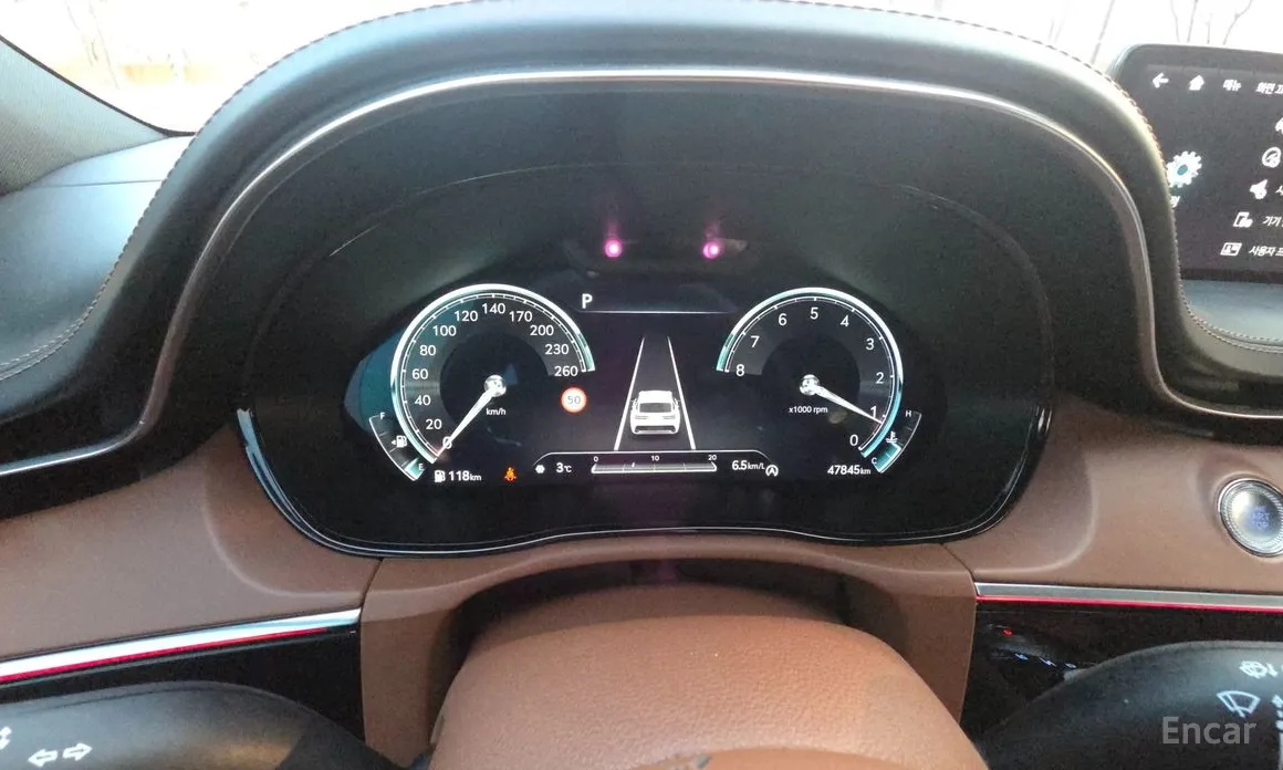 Фото 8 - Genesis GV70