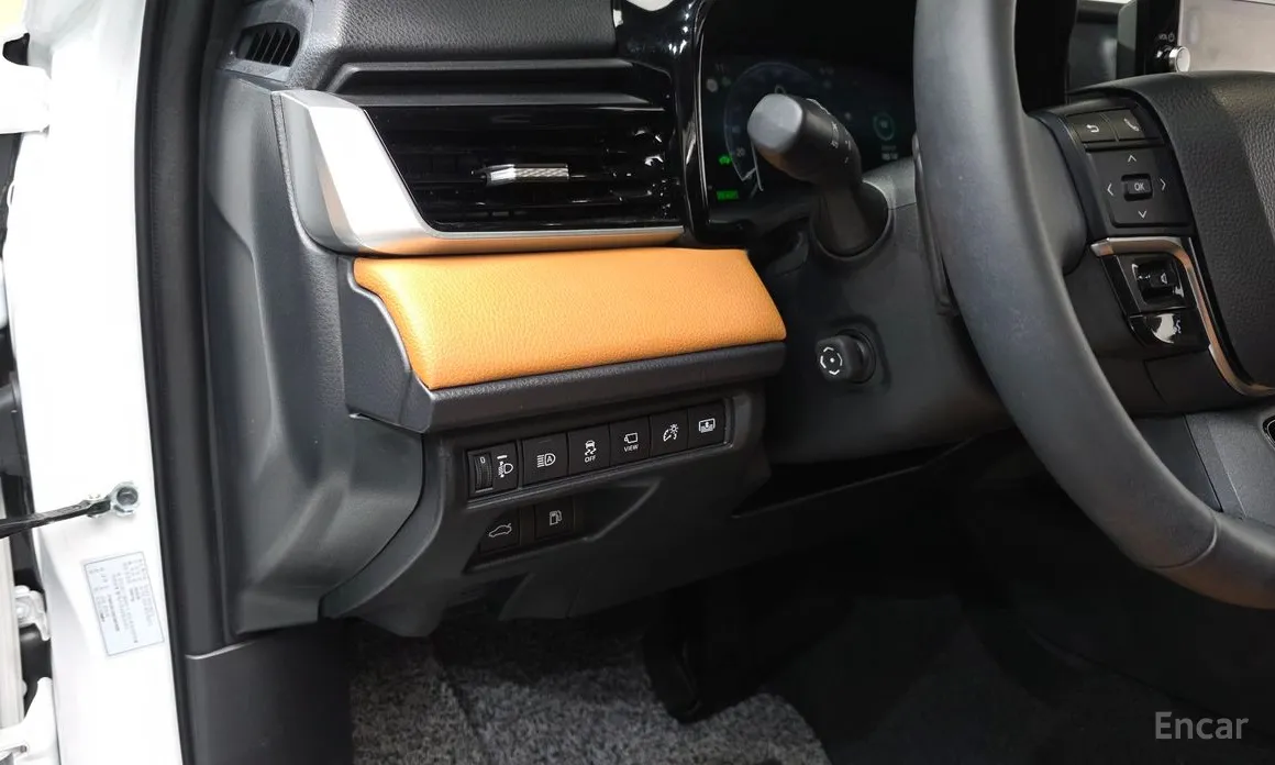 Фото 14 - Toyota Camry