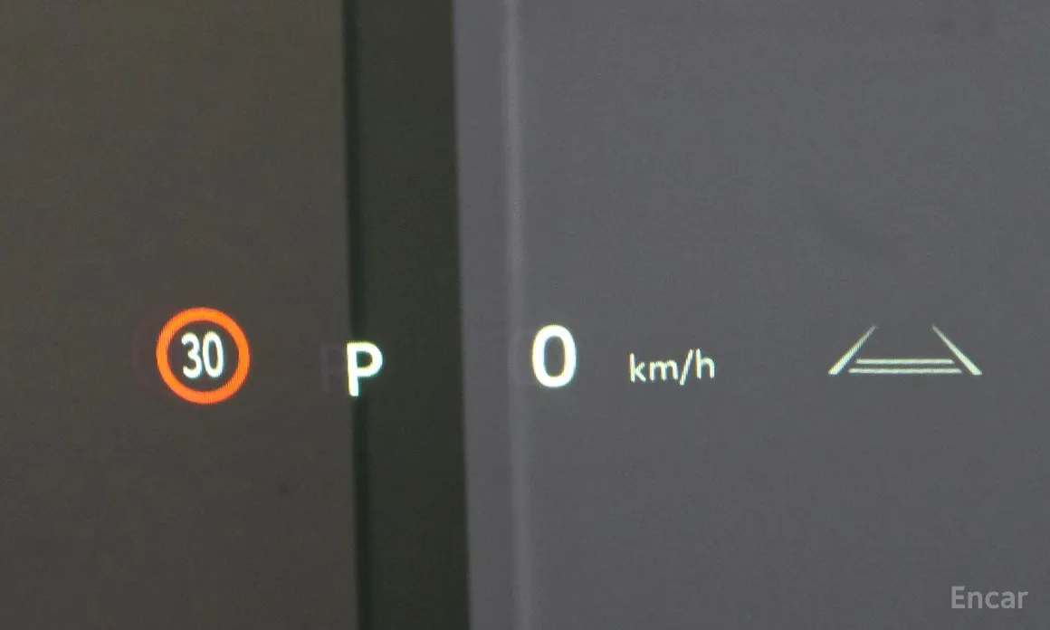 Фото 18 - Toyota Camry