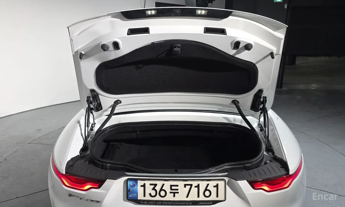 Фото 20 - Jaguar F-Type