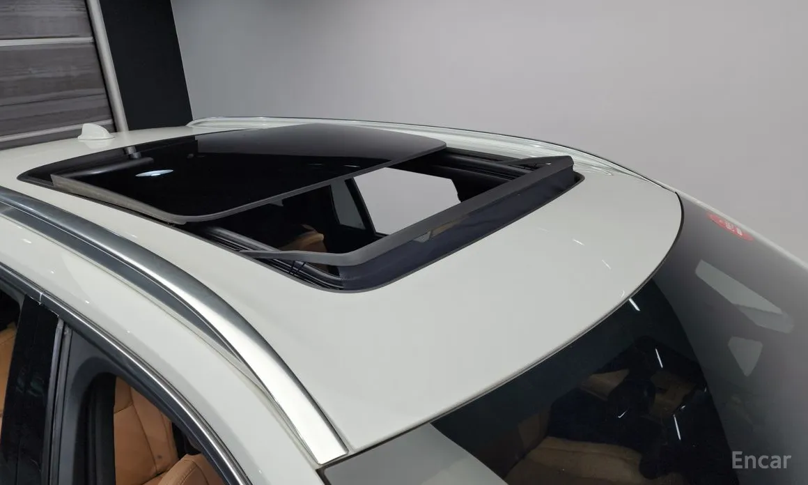 Фото 19 - Volvo XC90