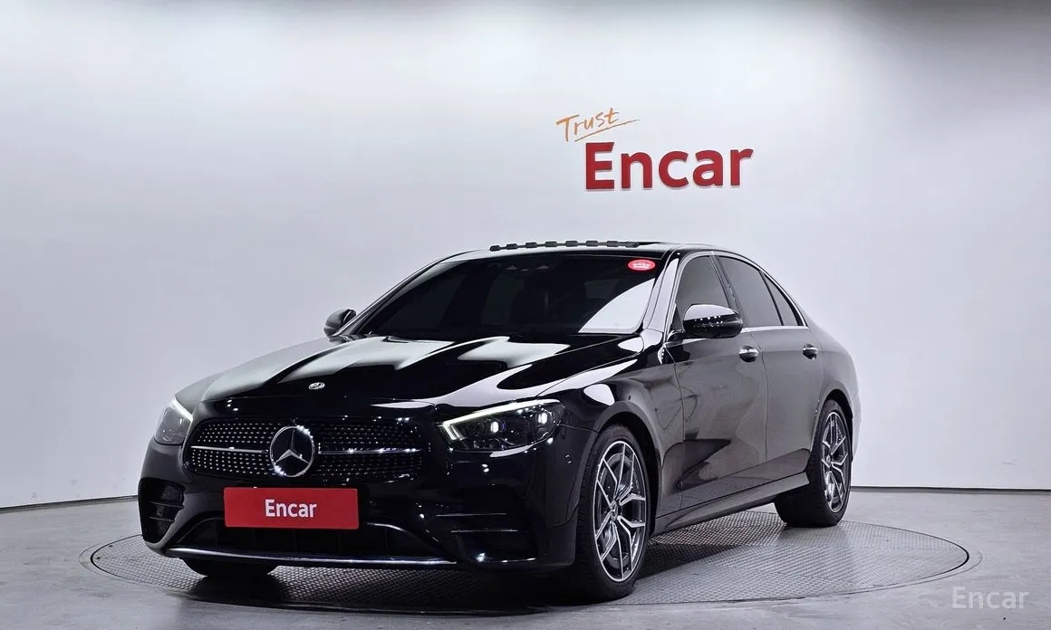 Фото 1 - Mercedes-Benz E-Class