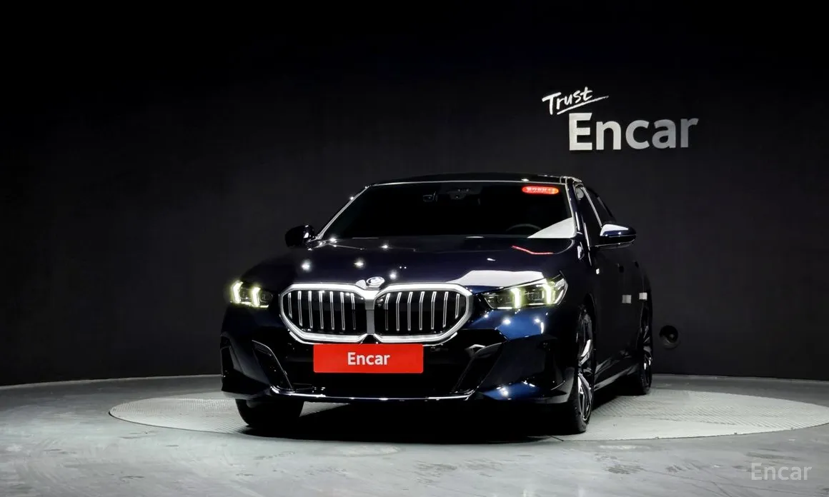 Фото 3 - BMW 5 Series