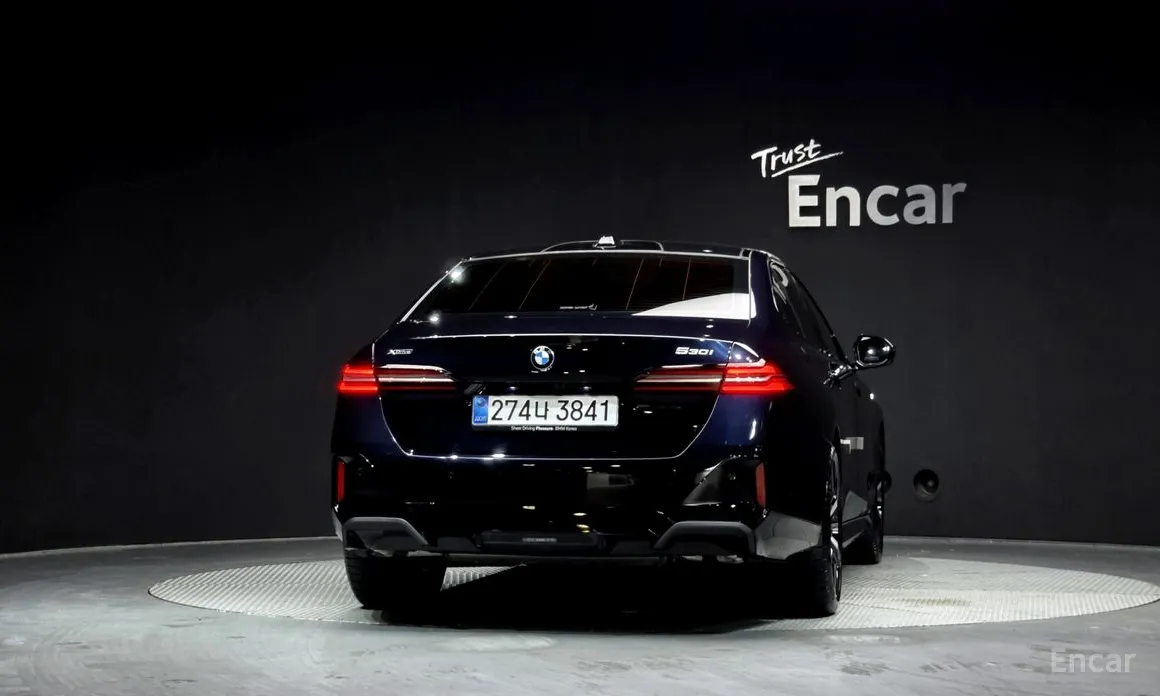 Фото 4 - BMW 5 Series