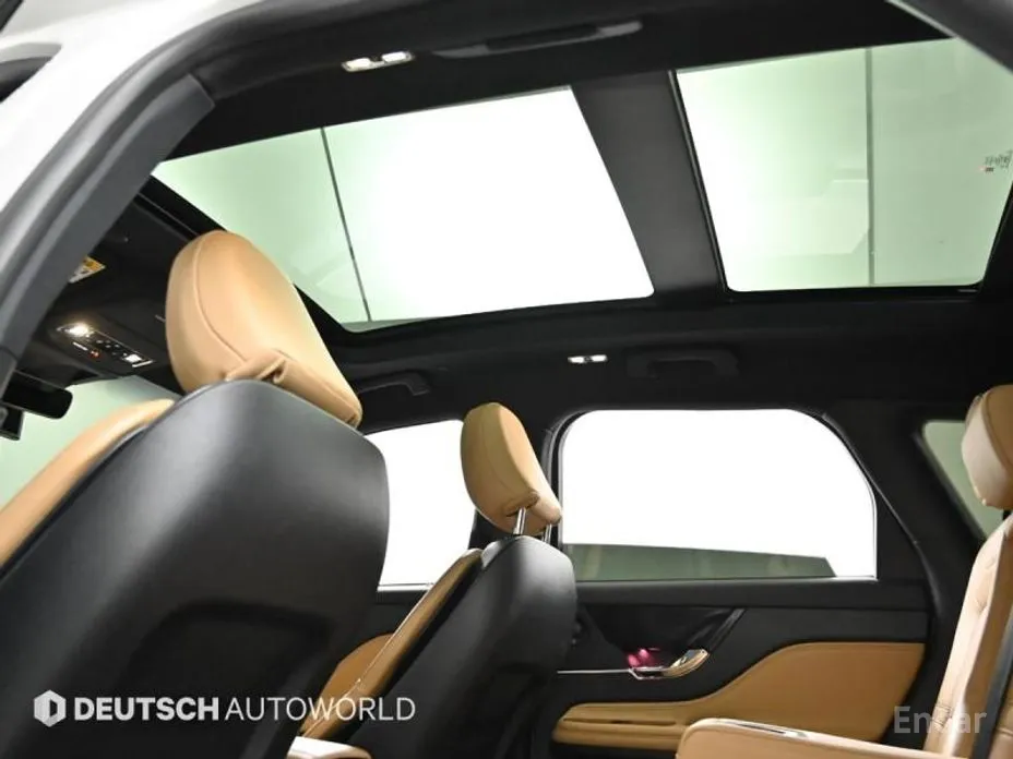 Фото 19 - Lincoln Corsair