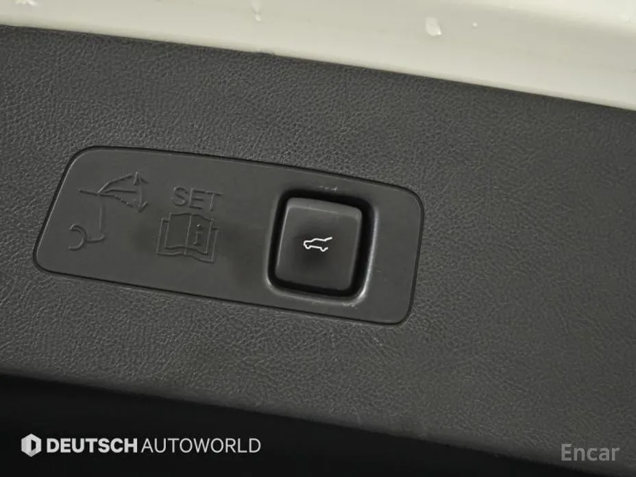 Фото 20 - Lincoln Corsair