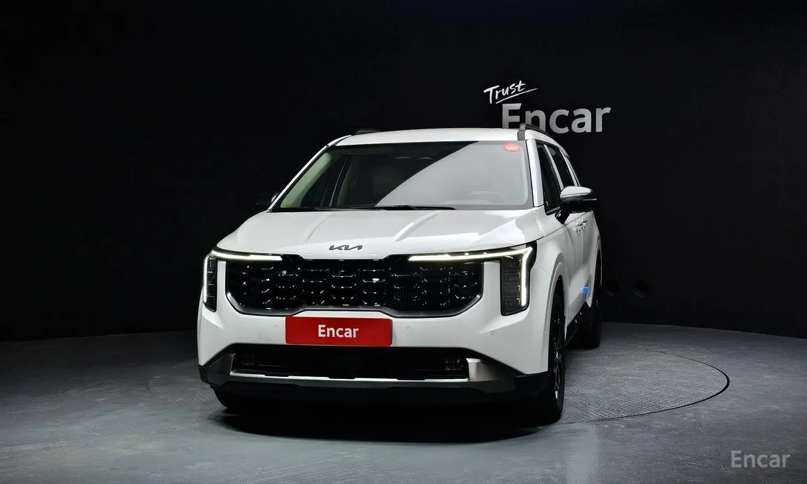 Фото 3 - Kia Carnival