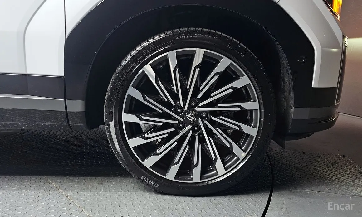 Фото 5 - Hyundai Santa Fe