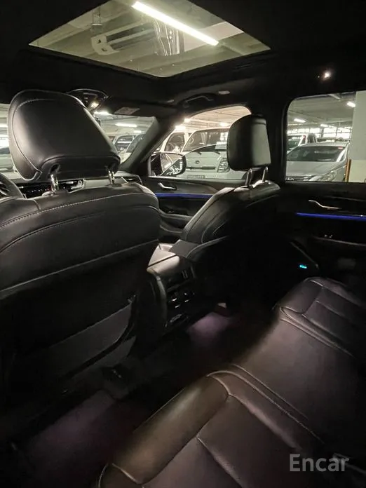 Фото 10 - Jeep Cherokee