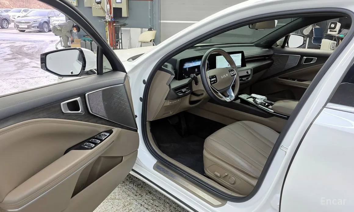 Фото 10 - Kia K8