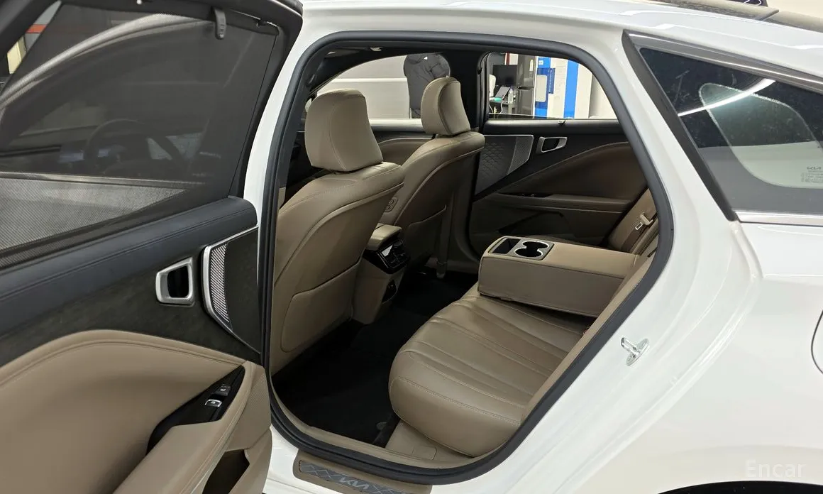 Фото 11 - Kia K8