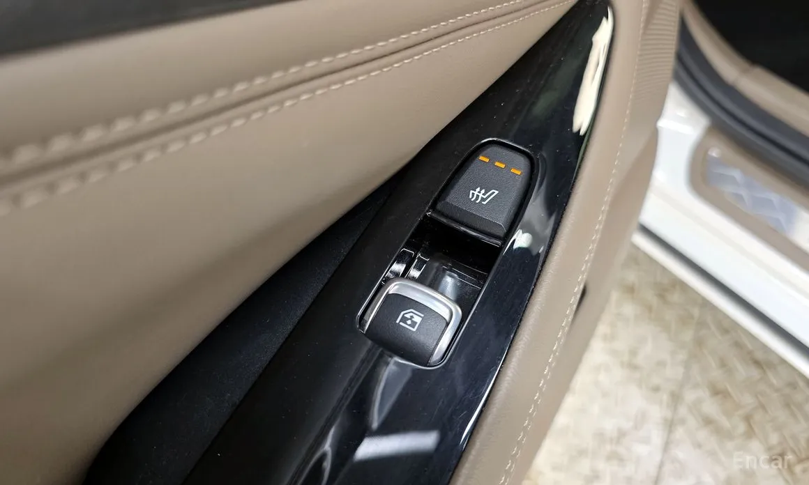 Фото 17 - Kia K8