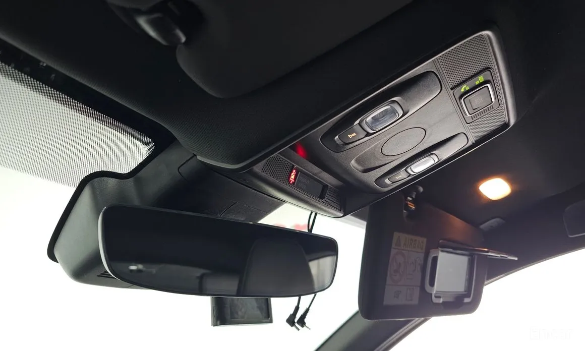 Фото 18 - Renault XM3