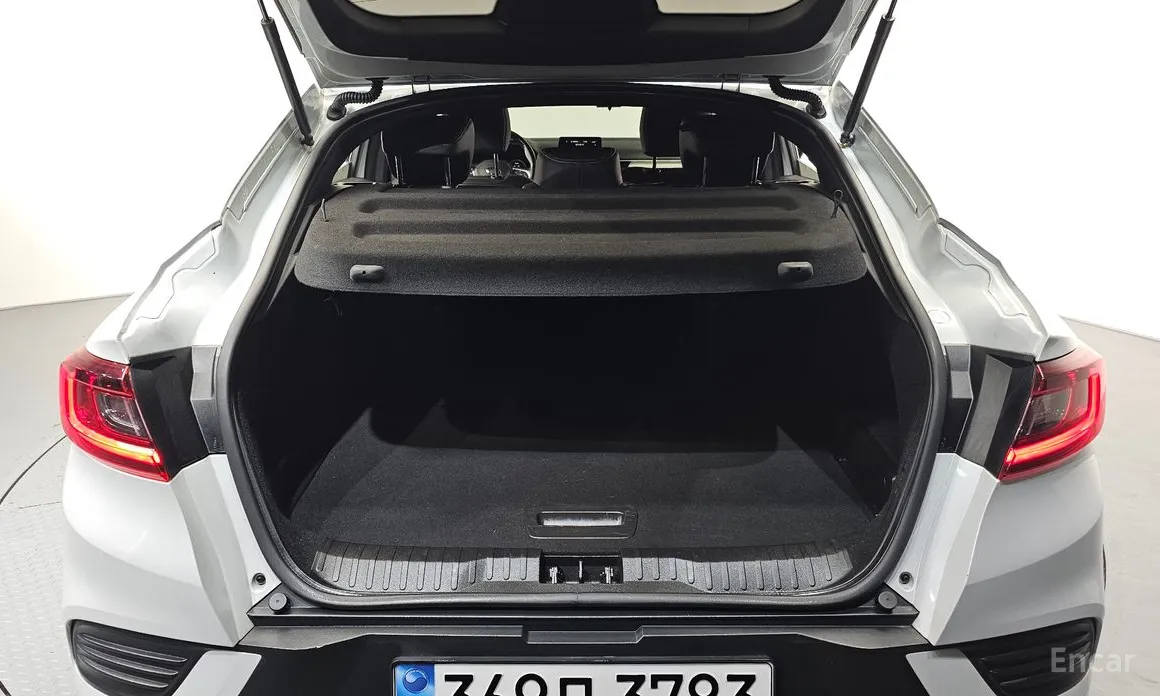 Фото 20 - Renault XM3