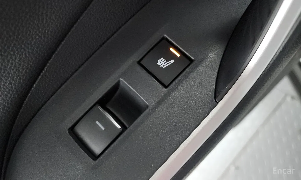 Фото 19 - Toyota RAV4