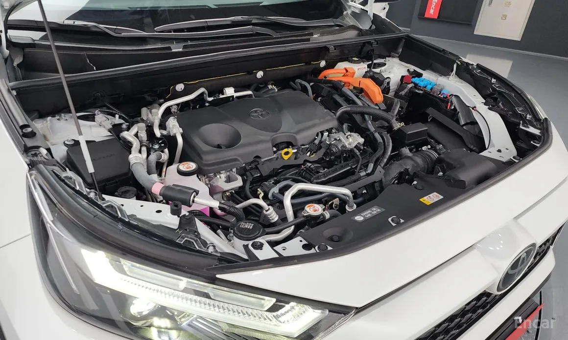 Фото 6 - Toyota RAV4