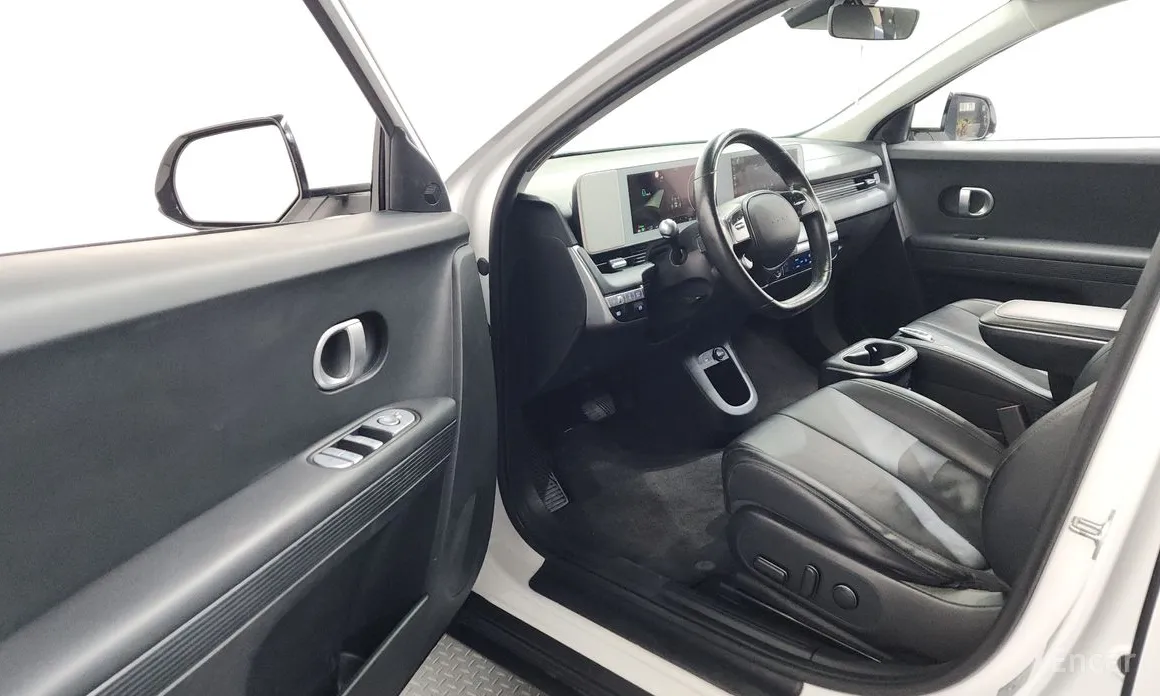 Photo 10 - Hyundai Ioniq 5