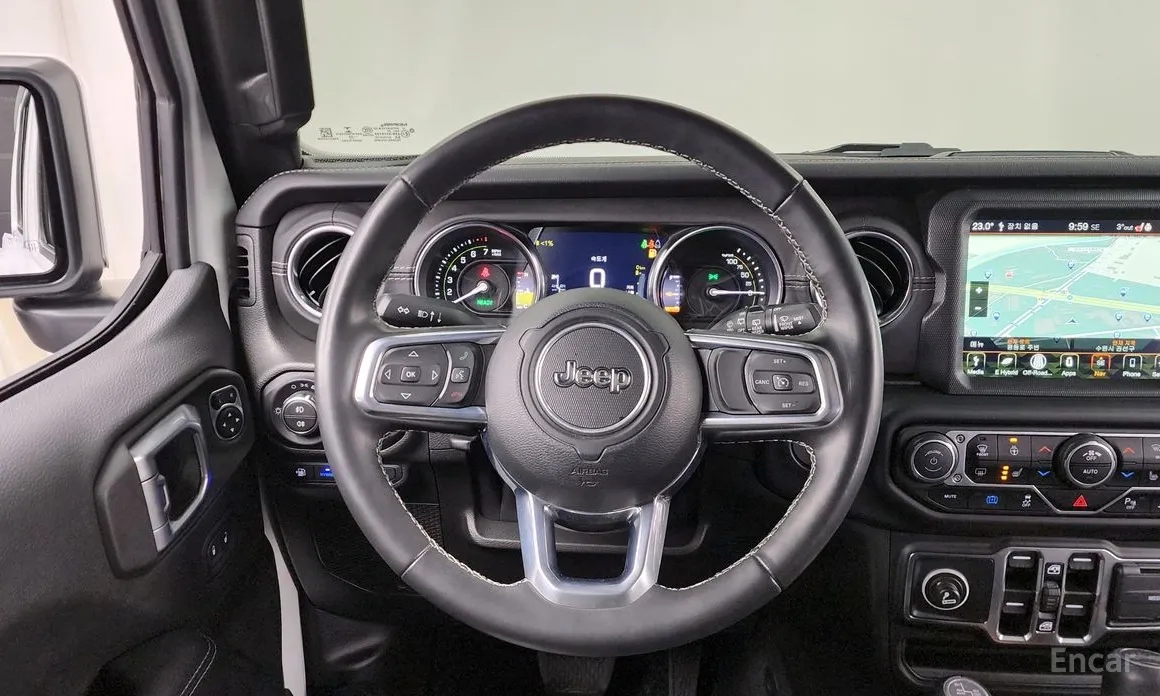 Фото 14 - Jeep Wrangler