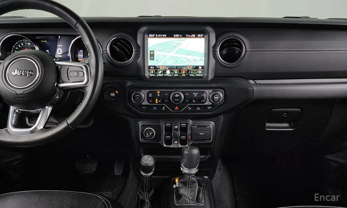 Фото 15 - Jeep Wrangler