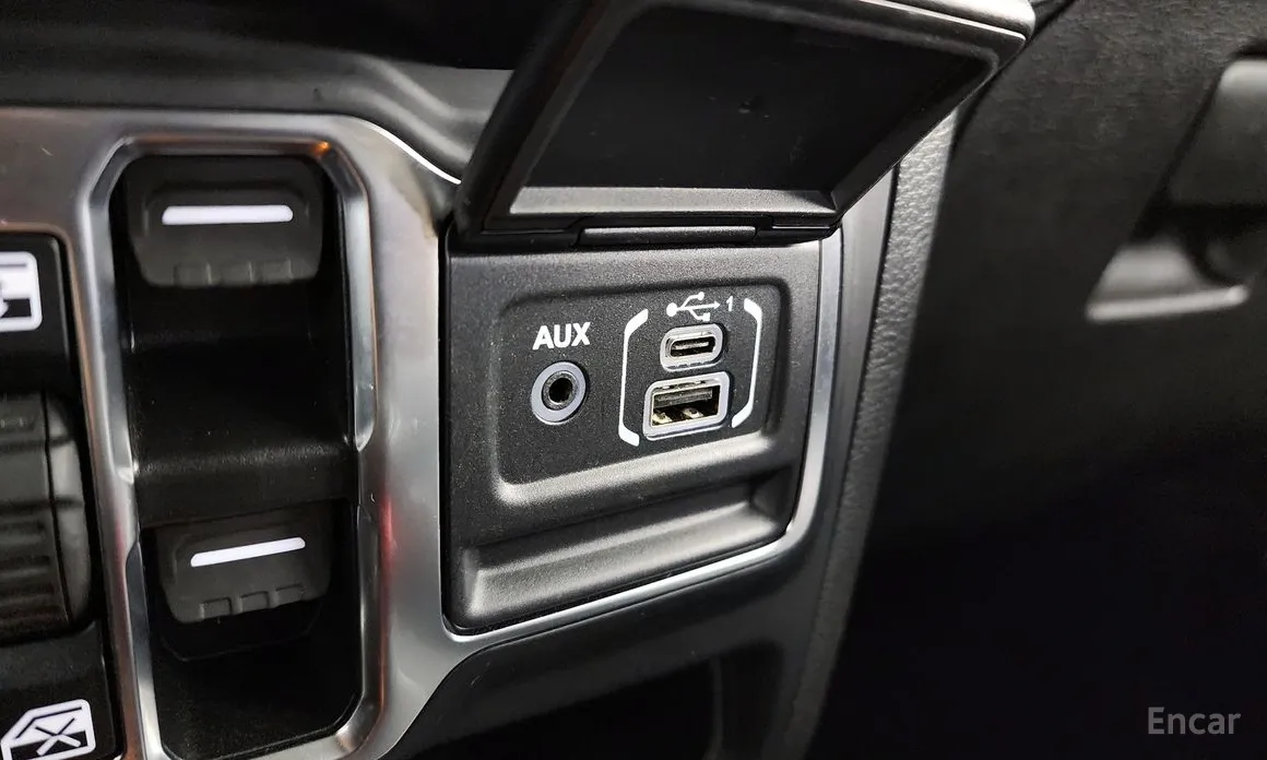 Фото 20 - Jeep Wrangler